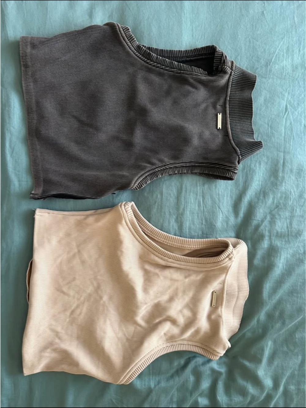 Maniere De Voir Ribbed Polo Tank Top - Charcoal Gray & Cream (2-Pack)